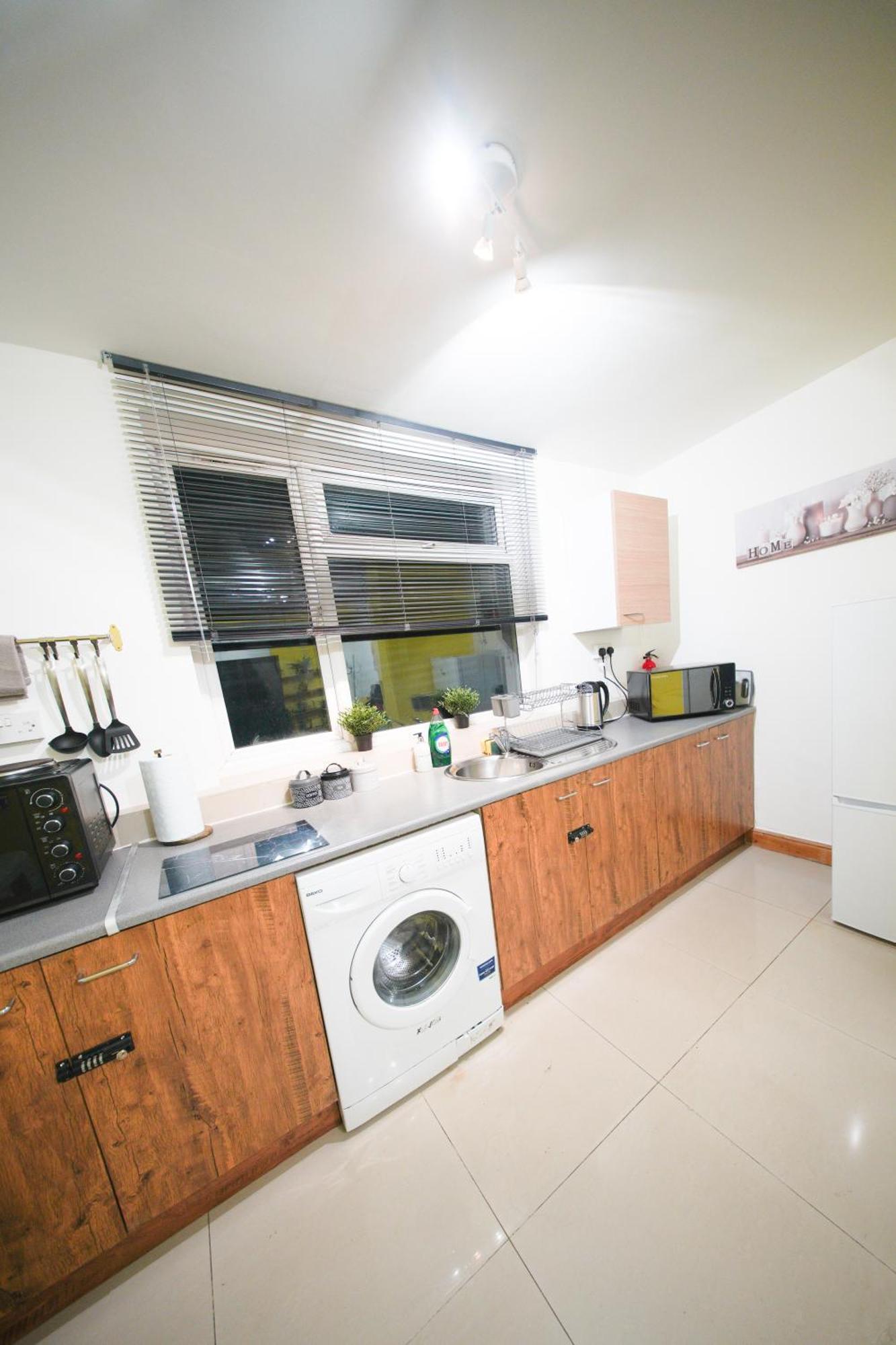 Apartment Contemporary 1-bedroom Flat Birmingham